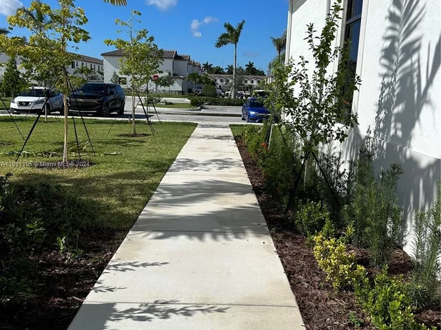 24242 SW 119th Pl, Homestead FL 33032