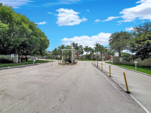 4974 SW 31st Ter # 4974, Hollywood FL 33312