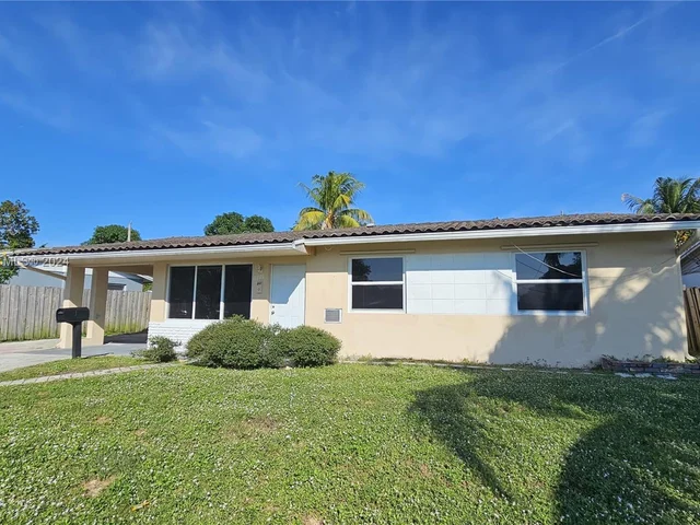 2771 SW 3rd St, Fort Lauderdale FL 33312