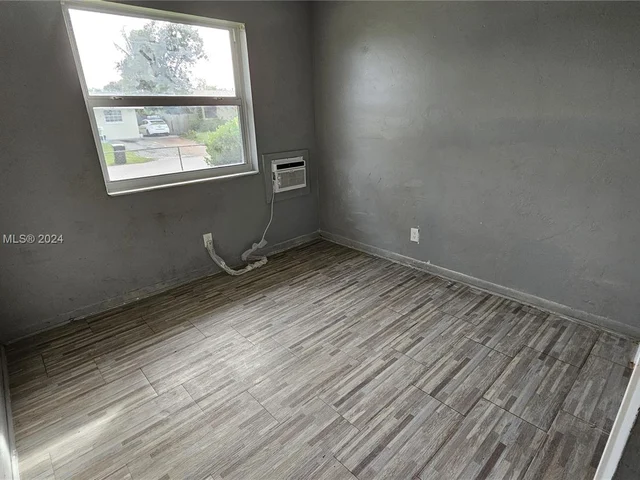 2771 SW 3rd St, Fort Lauderdale FL 33312