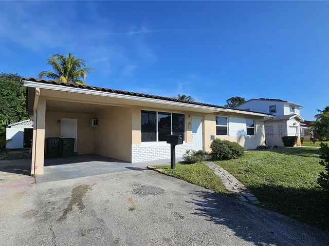 2771 SW 3rd St, Fort Lauderdale FL 33312