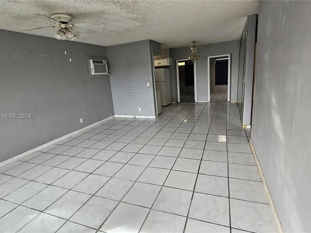 2771 SW 3rd St, Fort Lauderdale FL 33312