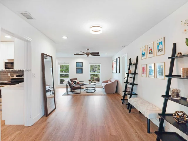 6341 NE 22nd Ave, Fort Lauderdale FL 33308