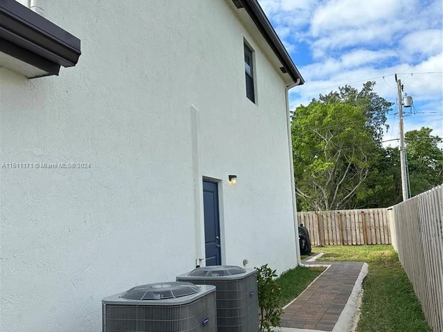 24242 SW 119th Pl # 24242, Homestead FL 33032