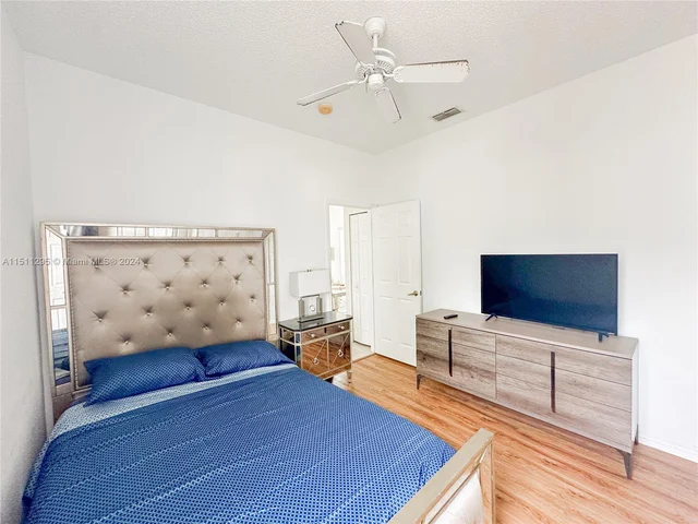 344 Grosvenor Loop, Davenport FL 33897