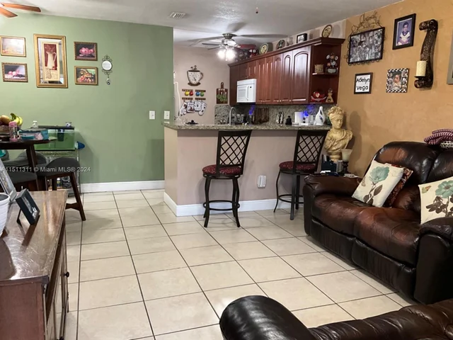 15322 SW 72nd St # 22, Miami FL 33193