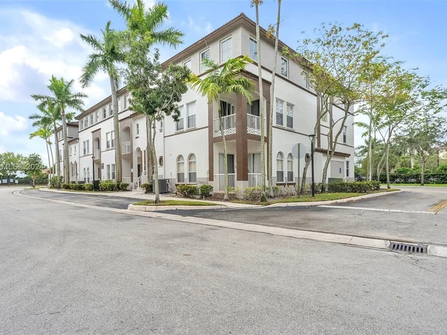 4465 SW 160th Ave # 101, Miramar FL 33027