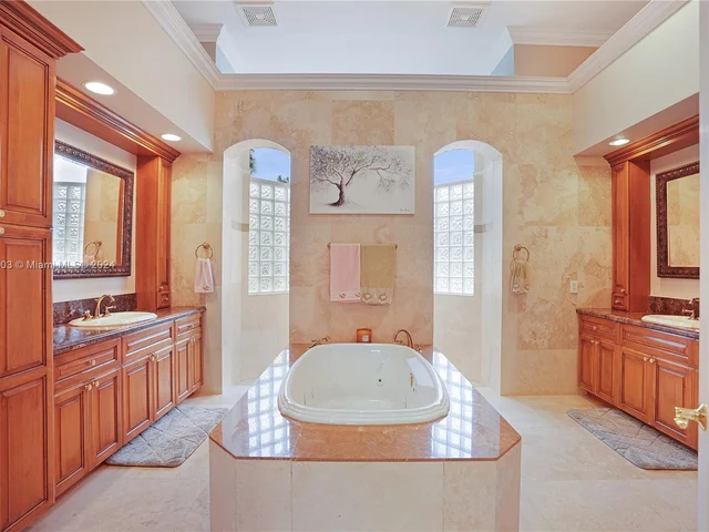 11242 SW 25th Ct, Davie FL 33325