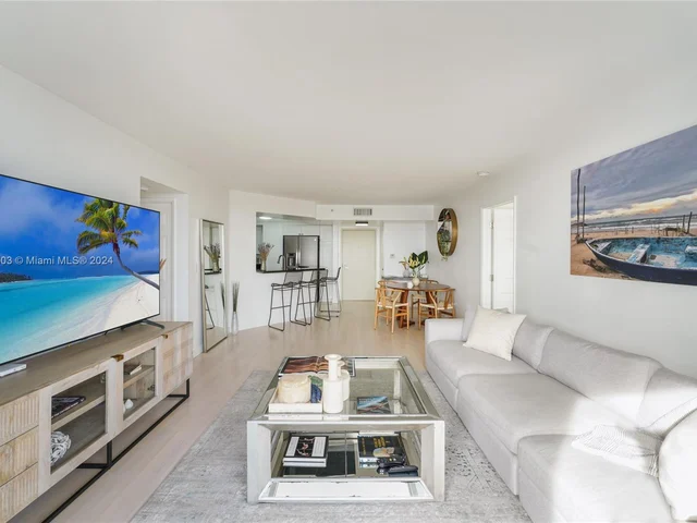 1800 Sunset Harbour Dr # 803, Miami Beach FL 33139