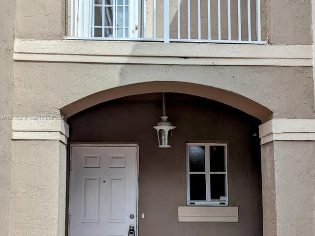 16011 SW 87th Ter, Miami FL 33193