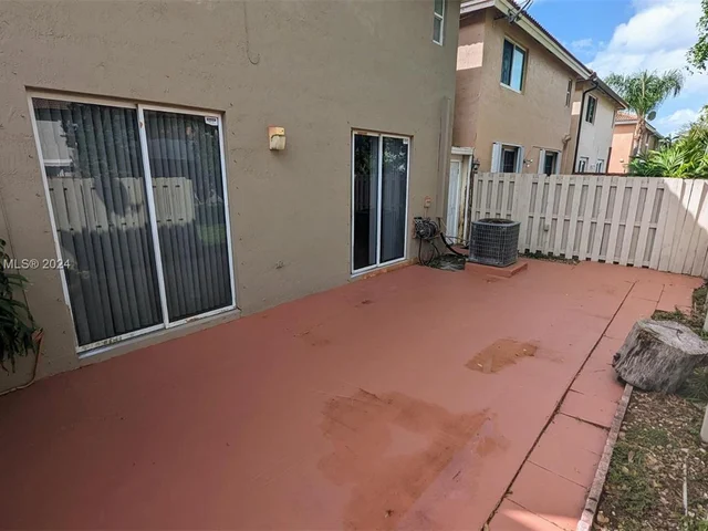 16011 SW 87th Ter, Miami FL 33193