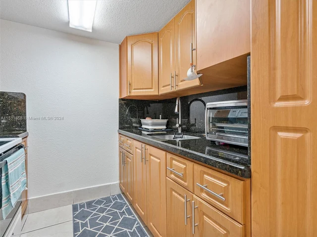 616 NW 26th Ave # 504, Miami FL 33125