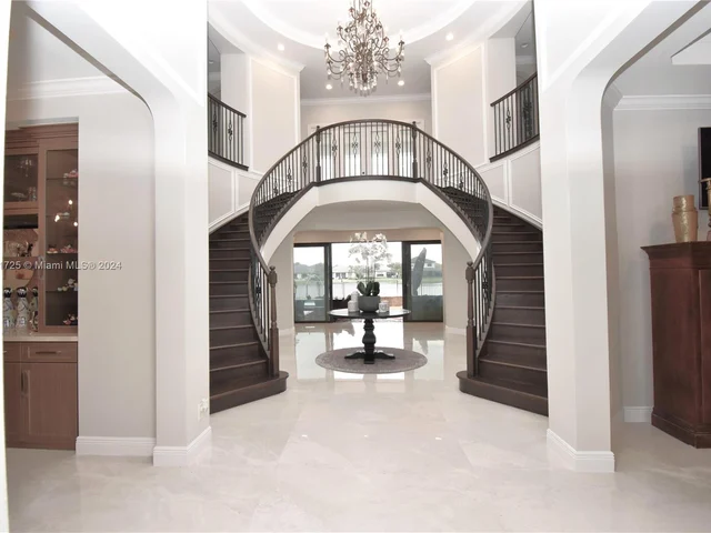 9015 Vista Way, Parkland FL 33076