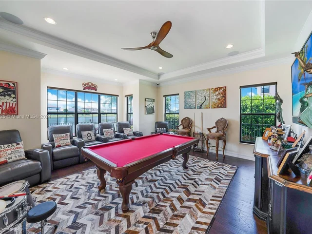 9015 Vista Way, Parkland FL 33076