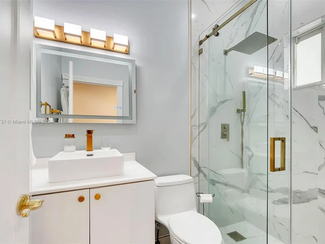 4747 SW 89th Ave, Miami FL 33165