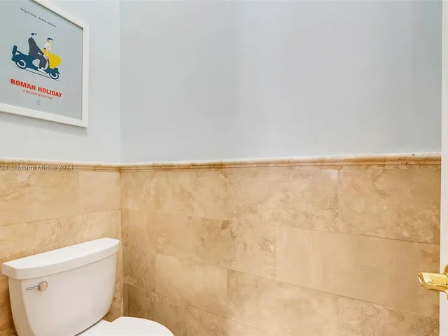 4747 SW 89th Ave, Miami FL 33165