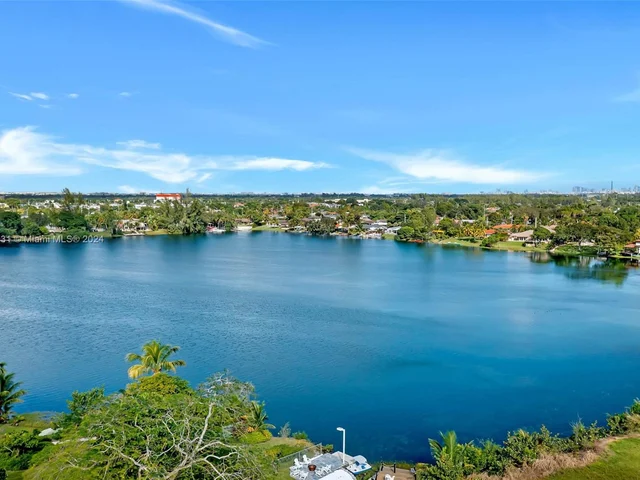 4747 SW 89th Ave, Miami FL 33165