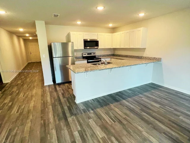 1445 Swan Ct # 1445, Kissimmee FL 34759