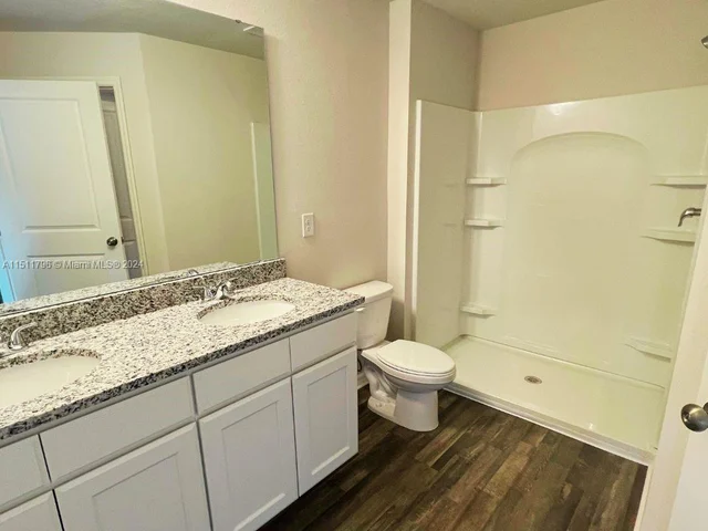 1445 Swan Ct # 1445, Kissimmee FL 34759