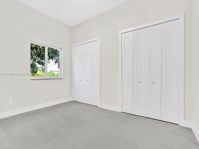 16365 SW 87th Pl, Palmetto Bay FL 33157