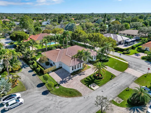 16365 SW 87th Pl, Palmetto Bay FL 33157