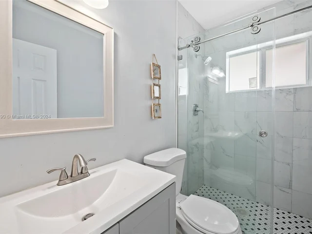 6501 Flagler St, Hollywood FL 33023