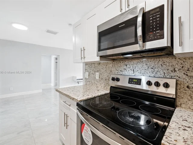 6501 Flagler St, Hollywood FL 33023