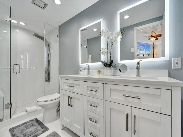 4200 Hillcrest Dr # 619, Hollywood FL 33021