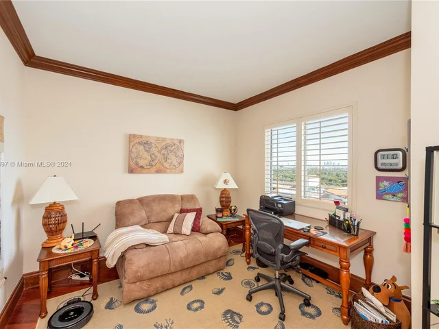 10 Aragon Ave # 1216, Coral Gables FL 33134