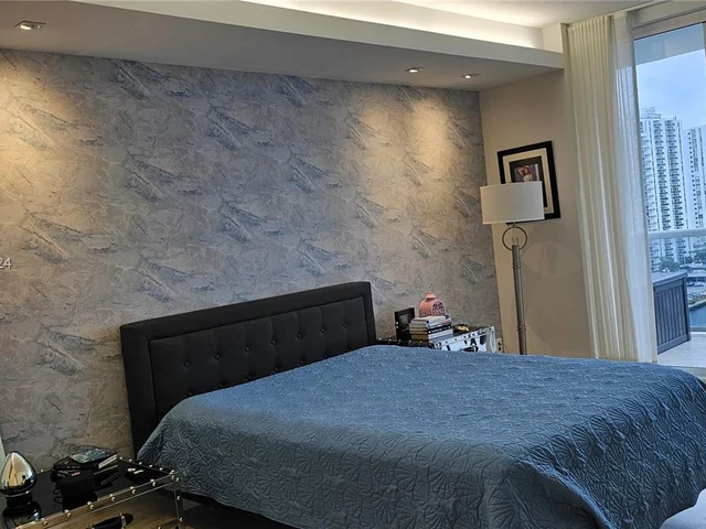 3802 NE 207th St # 1204, Aventura FL 33180