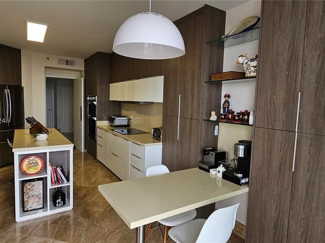 3802 NE 207th St # 1204, Aventura FL 33180