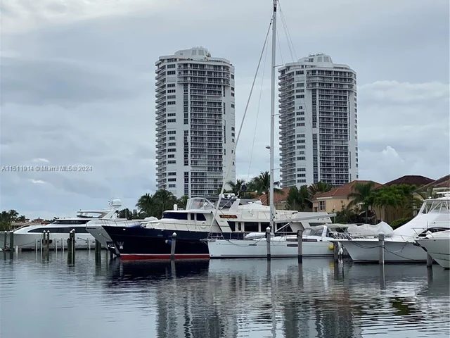 3802 NE 207th St # 1204, Aventura FL 33180