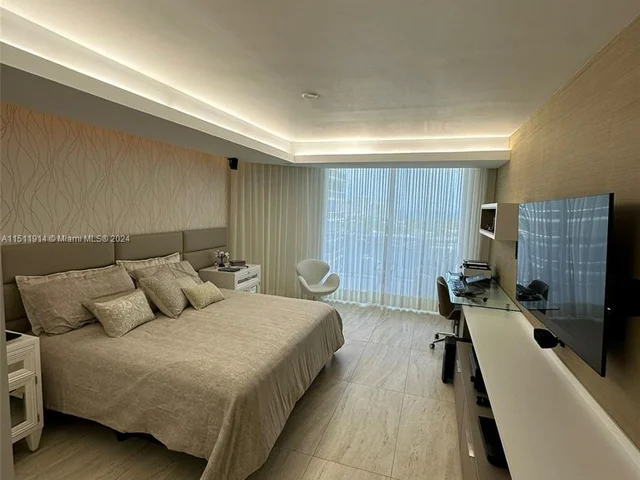 3802 NE 207th St # 1204, Aventura FL 33180