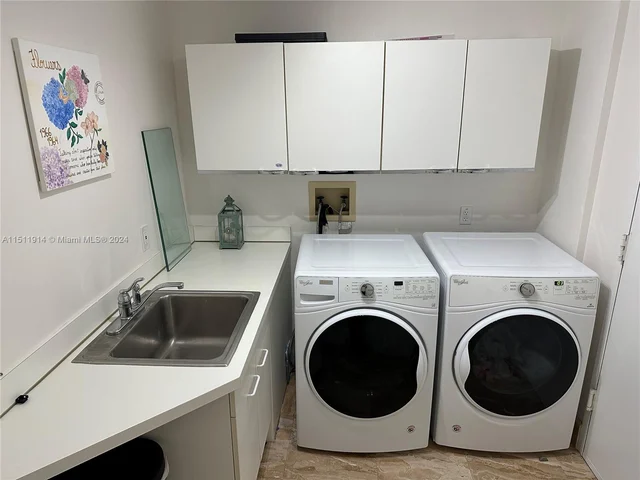 3802 NE 207th St # 1204, Aventura FL 33180