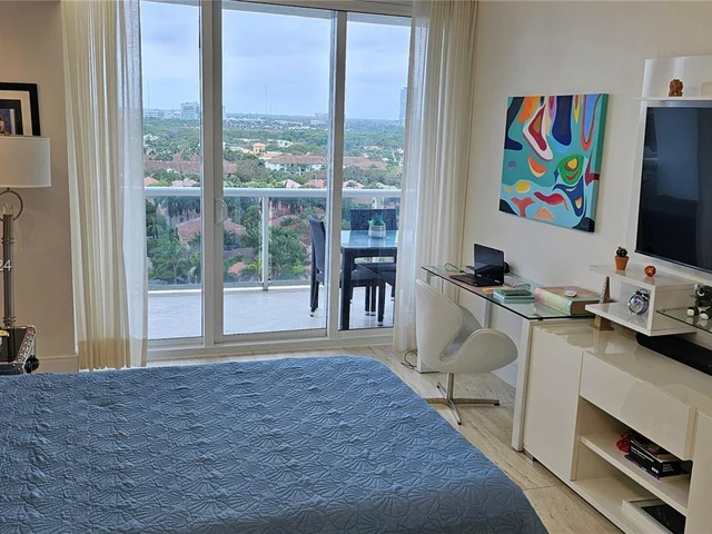 3802 NE 207th St # 1204, Aventura FL 33180