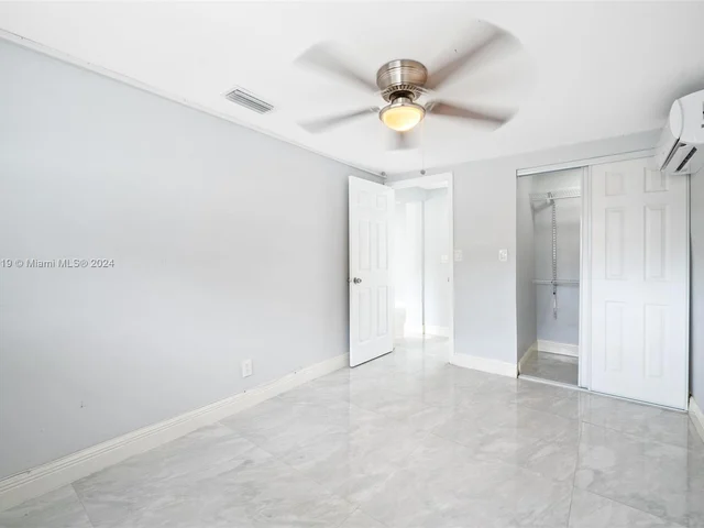 6501 Flagler St, Hollywood FL 33023