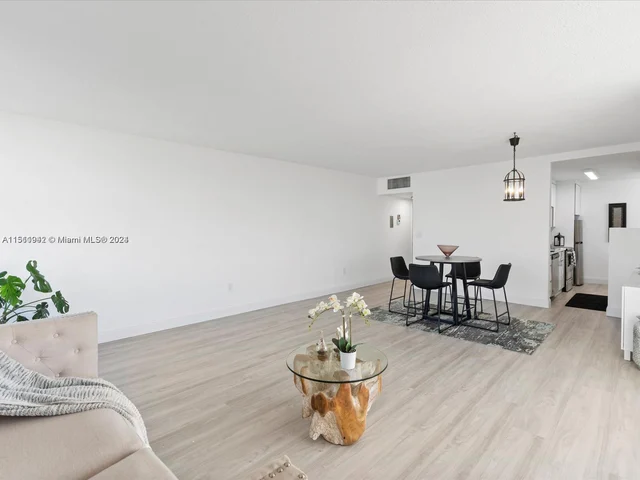 888 Intracoastal Dr # 4E, Fort Lauderdale FL 33304