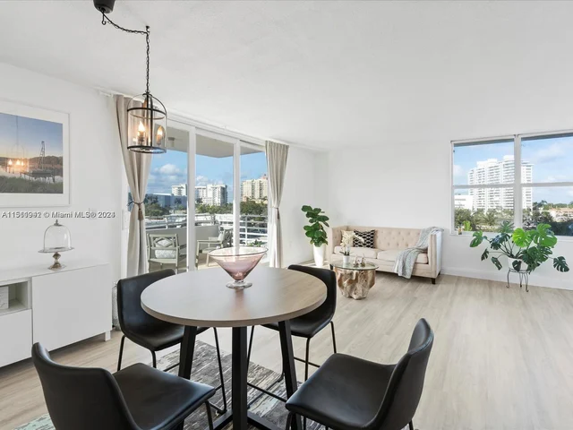 888 Intracoastal Dr # 4E, Fort Lauderdale FL 33304