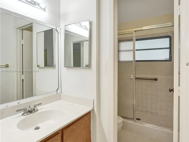 7890 Lago Del Mar Dr # 143, Boca Raton FL 33433