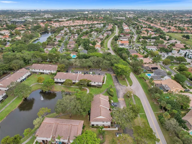 7890 Lago Del Mar Dr # 143, Boca Raton FL 33433