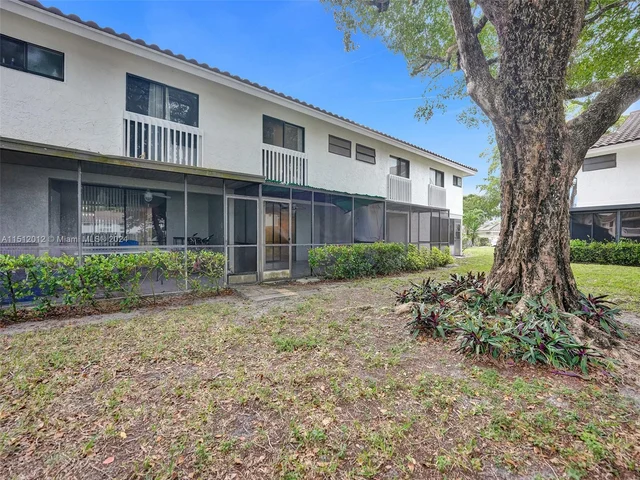 7890 Lago Del Mar Dr # 143, Boca Raton FL 33433