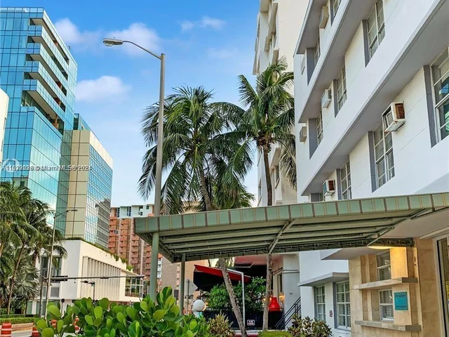 3030 Collins Ave # 3D, Miami Beach FL 33140