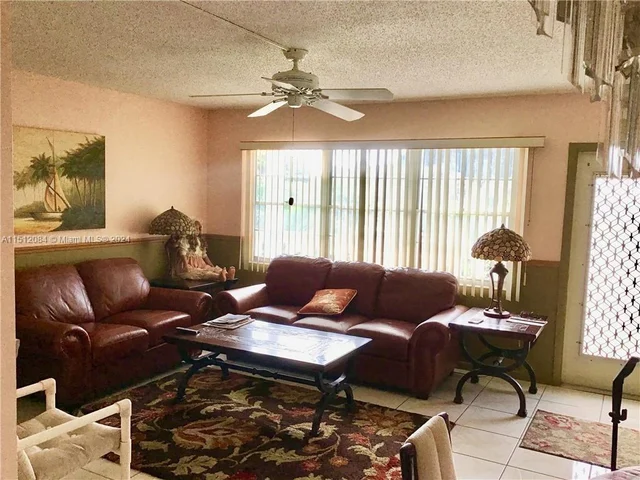 2004 Cambridge A # 2004, Deerfield Beach FL 33442