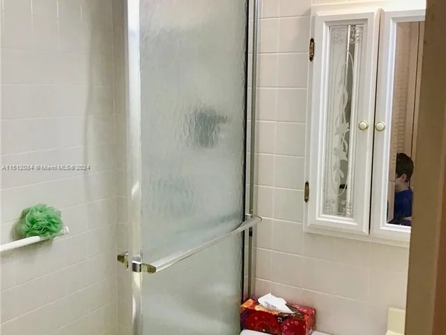 2004 Cambridge A # 2004, Deerfield Beach FL 33442