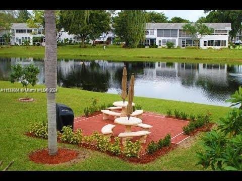 2004 Cambridge A # 2004, Deerfield Beach FL 33442