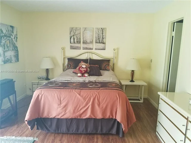 2004 Cambridge A # 2004, Deerfield Beach FL 33442