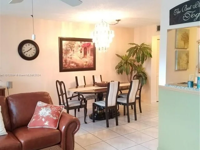 2004 Cambridge A # 2004, Deerfield Beach FL 33442