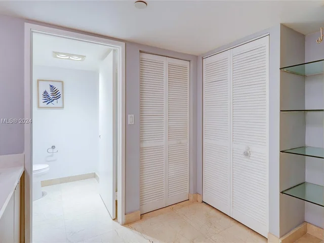 151 Crandon Blvd # 230, Key Biscayne FL 33149