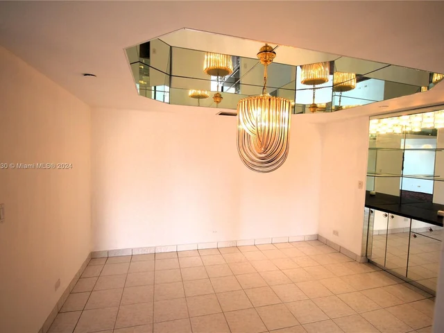 20191 E Country Club Dr # 708, Aventura FL 33180