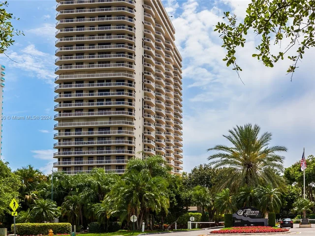 20191 E Country Club Dr # 708, Aventura FL 33180